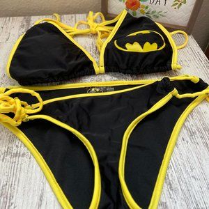 DC Comics Batman Black and Yellow Bikini Top and Bottoms M